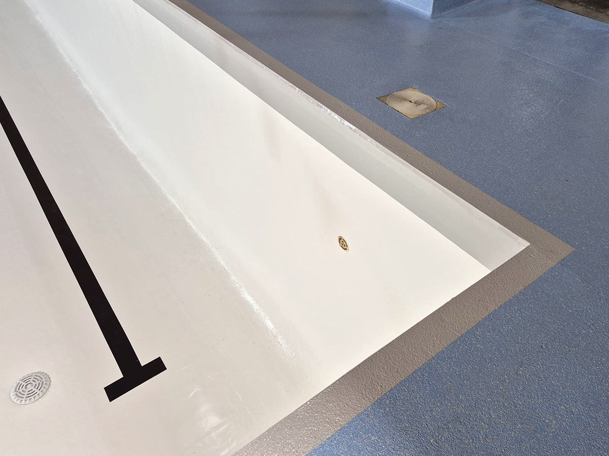 Close up of the resin surround with flake system
